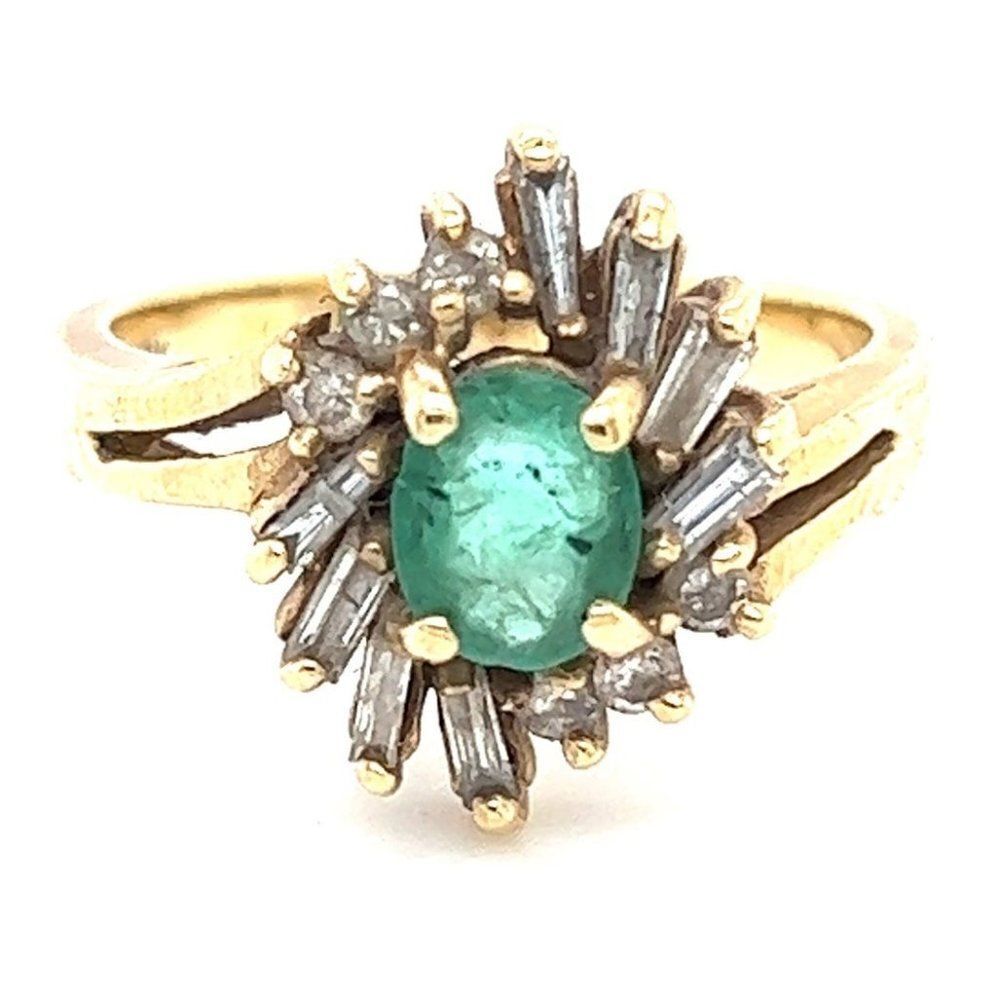 14k Emerald/Baguette & Round Diamonds Ring‎